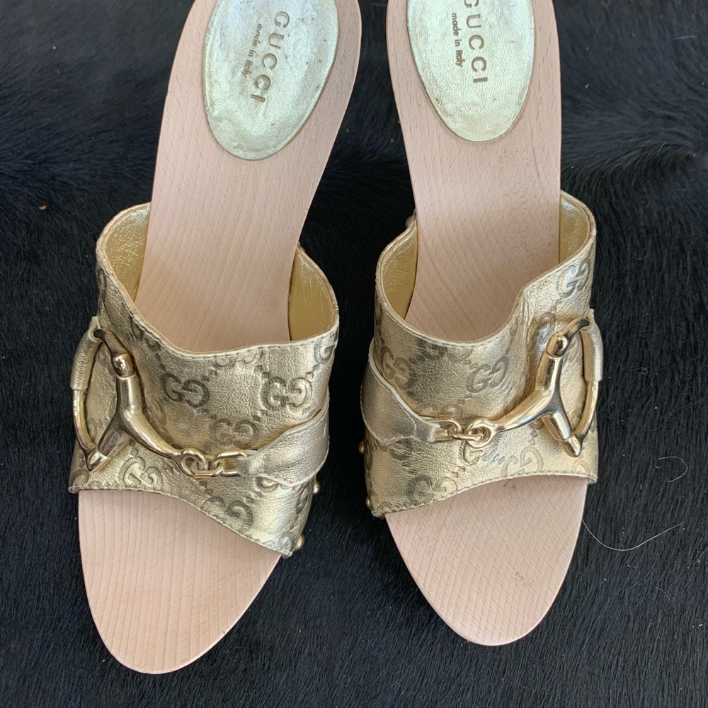 Gucci sandals Shoes